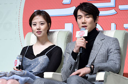 Yoo Yeon Seok Ceria, Moon Chae Won Cemberut di Teaser 'Mood of   the Day'