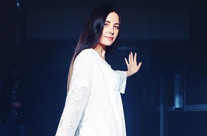 Olahraga Pagi, Selin Sezgin 'Melek' Pamer Foto Angkat Barbel