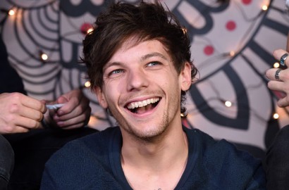 Sebulan Sebelum Lahiran, Louis Tomlinson 1D Tinggalkan Ibu dari Bayinya