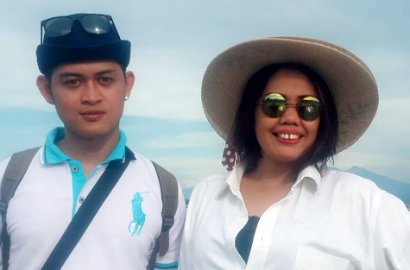 Diisukan Hamil Settingan, Ely Sugigi Juga Diramal Bakal Terjadi Sesuatu di Pernikahannya