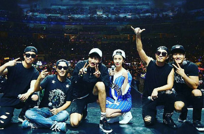 Cerianya Kim Jong Kook Cs Pamer Naik Jet Pribadi untuk Fanmeeting 'Running Man'