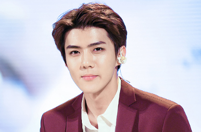 Rayakan 5 Juta Followers Instagram, Sehun EXO Jadi Kakek Berkumis