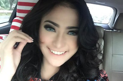 Sempat Tersangkut Kasus Prostitusi, Amel Alvi Bentuk Alis 'AA' Senilai Rp 20 Juta