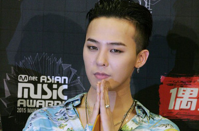 Foto-Foto G-Dragon Big Bang Clubbing di Itaewon Beredar