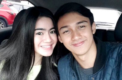 Mesra, Intip Kompaknya Caesar Hito 'Mondy' dan Kekasih Jelang Natal Tiba