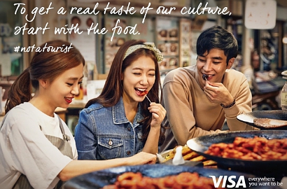 Rilis Foto Teaser, Iklan Visa 'Not A Tourist' Park Shin Hye Bakal Tayang di Indonesia