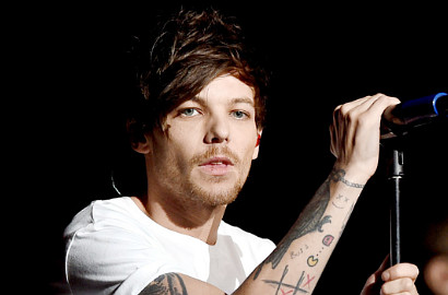 Niall Horan Ubah Lirik Lagu One Direction, Louis Tomlinson Ngumpat