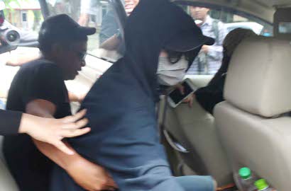 Pasca Ditangkap Karena Prostitusi, Puty Revita Kepergok Datang ke DWP