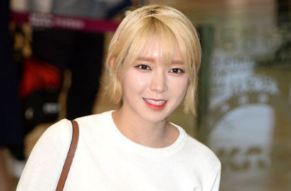 Choa AOA Pakai Jaket Tebal Tapi Umbar Paha di Musim Dingin, Netter Prihatin