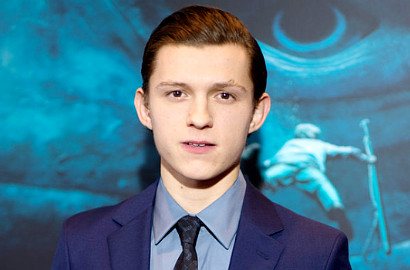Muncul di Lokasi Syuting, Tom Holland Bakal Bintangi 'Doctor Strange'?
