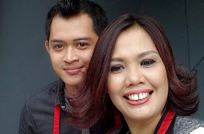 Ely Sugigi Buka Bisnis Kuliner, Rezky Aditya KW Bantu Jadi Pelayan