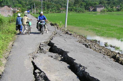 Tarakan Diguncang Gempa 6,1 SR, Warga Panik Berhamburan