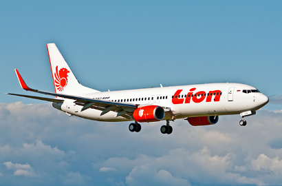 Sedang Pesta Narkoba, Kopilot dan Pramugari Lion Air Ditangkap