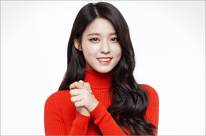 Jadi Santa Seksi di Musim Dingin, Seolhyun AOA Beri Kejutan Natal pada Polisi