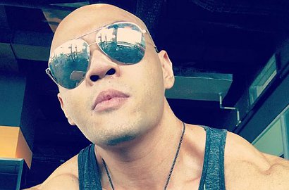 Suka Atau Tidak, Ini Alasan Deddy Corbuzier Belum Block Akun Haters