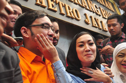 Sandy Tumiwa Dipenjara, Istri Tiap Hari Semakin Sayang