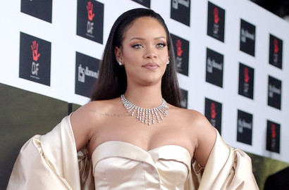 Dikabarkan Rilis Hari Natal, Album 'ANTI' Rihanna Bertema Satanic?