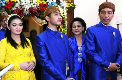 Jokowi Gelar Syukuran 7 Bulan Kehamilan Menantunya di Solo