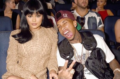 Pamer Cincin Berlian, Kylie Jenner Bantah Tunangan dengan Tyga