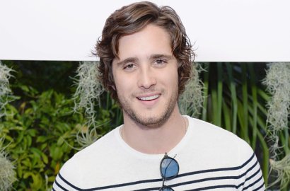 Kalahkan Brad Pitt Hingga Beckham, Ini Pria Tertampan Sejagad Versi TC Candler