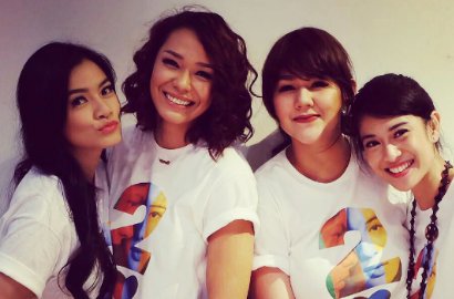 Foto Bareng Geng Cinta 'AADC 2', Netter: Sissy Priscillia Operasi Plastik?