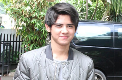 Ricuh, Mini Konser Aliando di Surabaya Bikin 40 Fans Pingsan