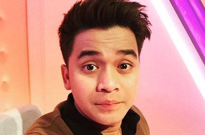 Melayat ke Rumah Habib Selon, Begini Kesedihan Billy Syahputra