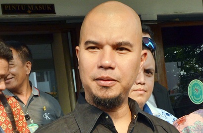 Ahmad Dhani Ajak Maia Ikutan Curhat, Netter Tuduh Cari Sensasi