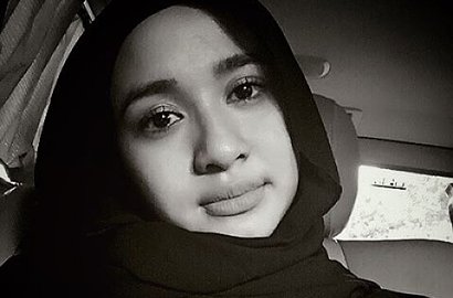 Selfie dengan Wajah Sendu, Laudya Cynthia Bella Dibilang Mirip Dewi Persik