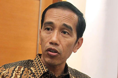 Kunjungi Papua, Jokowi Resmikan Bandara Wamena dan Ikut Bakar Batu