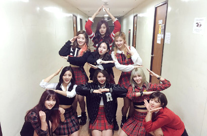 Siap-Siap, Twice Segera Rilis 2 Versi Remix Single Debut 'Like Ooh-Ahh'
