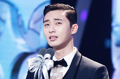 Borong 4 Trofi di MBC Drama Awards 2015, Park Seo Joon: Ini Keajaiban