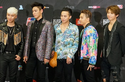 Tiba di Bandara Beijing, Big Bang Diserbu Fans Hingga Hampir Terjepit