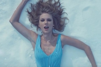 Taylor Swift Rilis Video Musik 'Out Of The Woods'