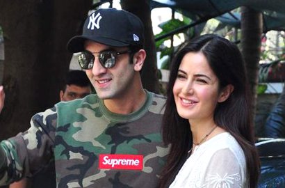 Waduh, Katrina Kaif dan Ranbir Kapoor Kepergok Ciuman di Atas Balkon