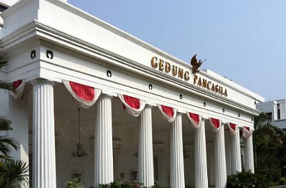 Tewas Akibat Kebakaran KBRI Roma, Kemlu Naikkan Pangkat Tazwin Hanif