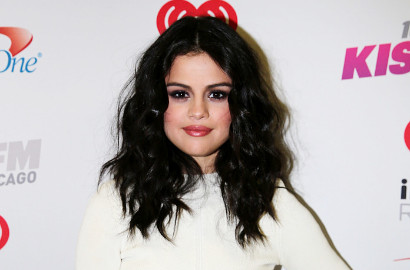 Bungkam Saat Ditanya Soal Justin, Selena Gomez Bosan?