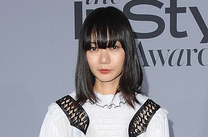 Bae Doona Banjir Pujian Jadi Model Korea Pertama untuk Louis Vitton