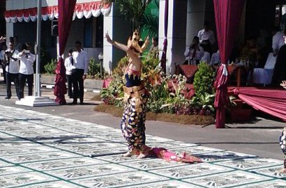 Heboh Insiden Tarian di Atas Karpet Sajadah, Ini Kata Menteri Agama