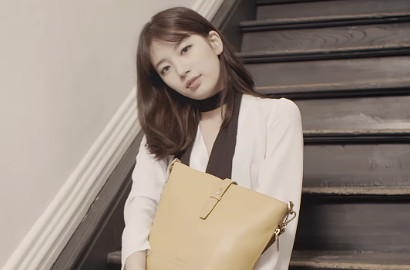 Cantik dan Dewasa, Suzy miss A Bergaya Ala Wanita Kantoran di Iklan Tas