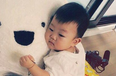 Lucunya Daebak Cium Seol Ah di 'Superman is Back' Ala Dongeng Putri Tidur