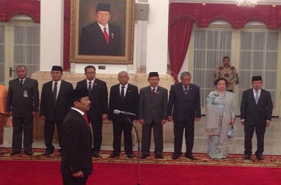 Jokowi Lantik Kepala Lembaga Sandi Negara, Megawati Turut Hadir