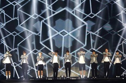 EXO Beri Kejutan di Konser Singapura, Apa Itu?