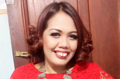 Disebut Rebut Krisna Murti dari Istri Sah, Ely Sugigi Bela Regina