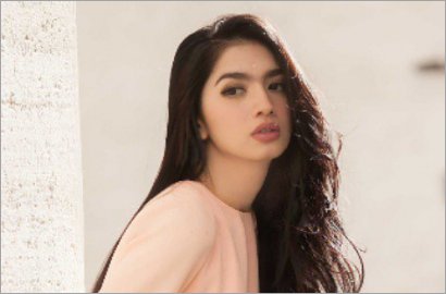 Buka Suara Soal Skandal Foto Mesra Bareng Pasha, Angel: Kami Teman Biasa