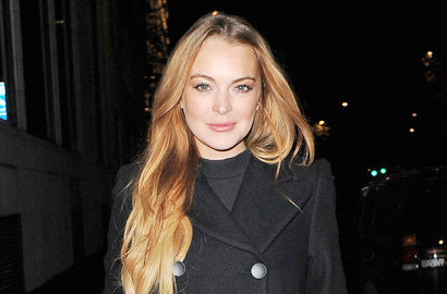 Diusir dari Bar, Lindsay Lohan Hina Pelayan dan Ludahi Wajah Pelanggan?