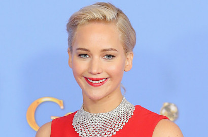 Cieee, Jennifer Lawrence Kepergok Ngobrol Asyik Bareng Mantan di Golden Globe Awards