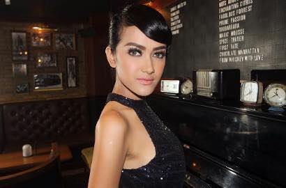 Adik Akan Nikah, Julia Perez Nasehati Agar Tak Seperti Dirinya