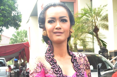 Foto Bareng, Netter Sebut Julia Perez-Ammar Zoni Mirip dan Berjodoh