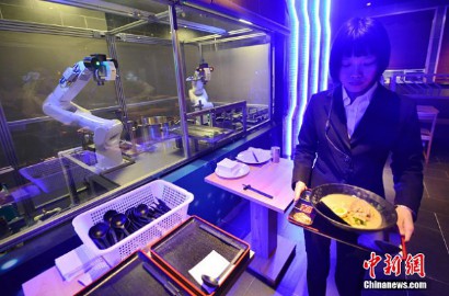 Serba Teknologi, Intip Uniknya Robot Masak Ramen di Restoran Ini
